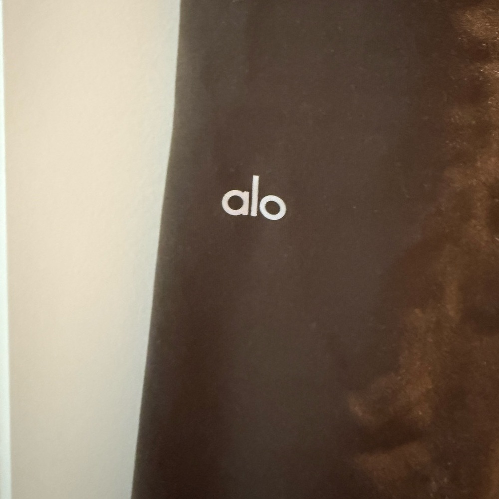 Alo Brown yoga pants
